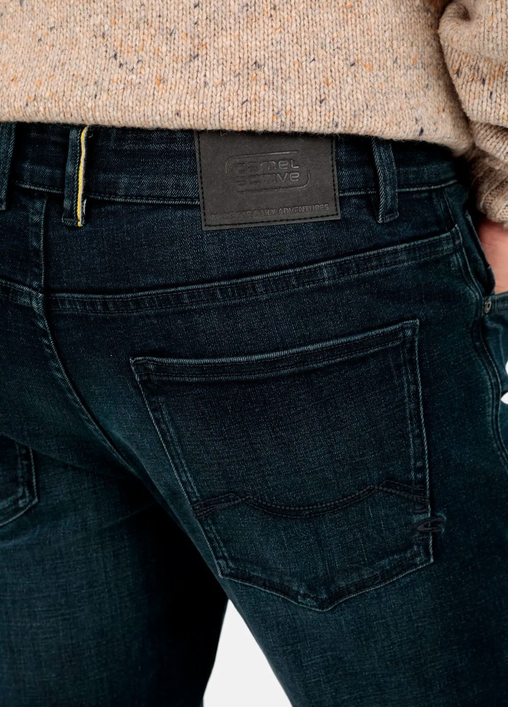 Темно-синие демисезонные зауженные мужские темно-синие джинсы tapered fit 488315-2D42-48 Camel Active