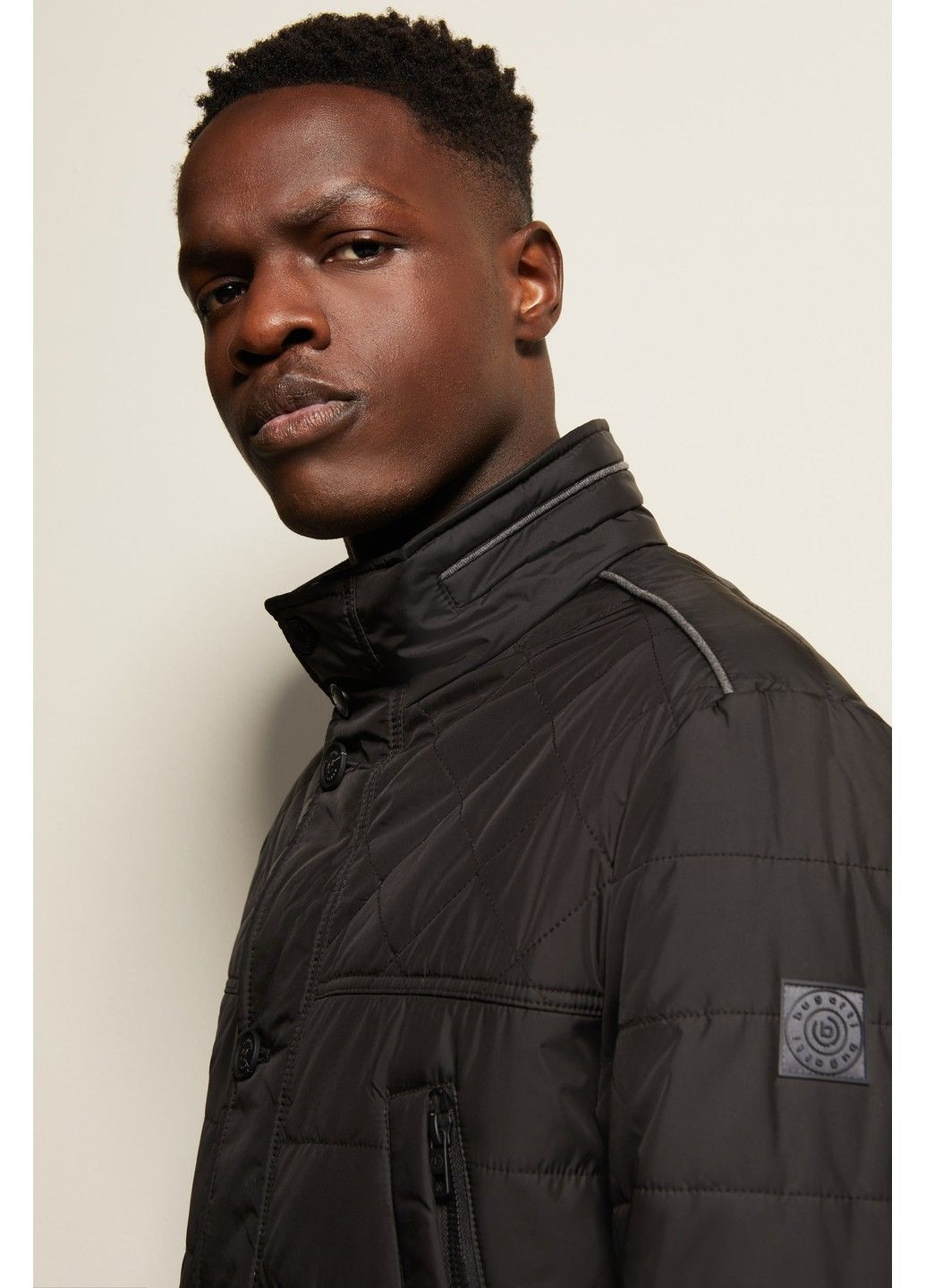 Черная демисезонная мужская куртка черный Bugatti