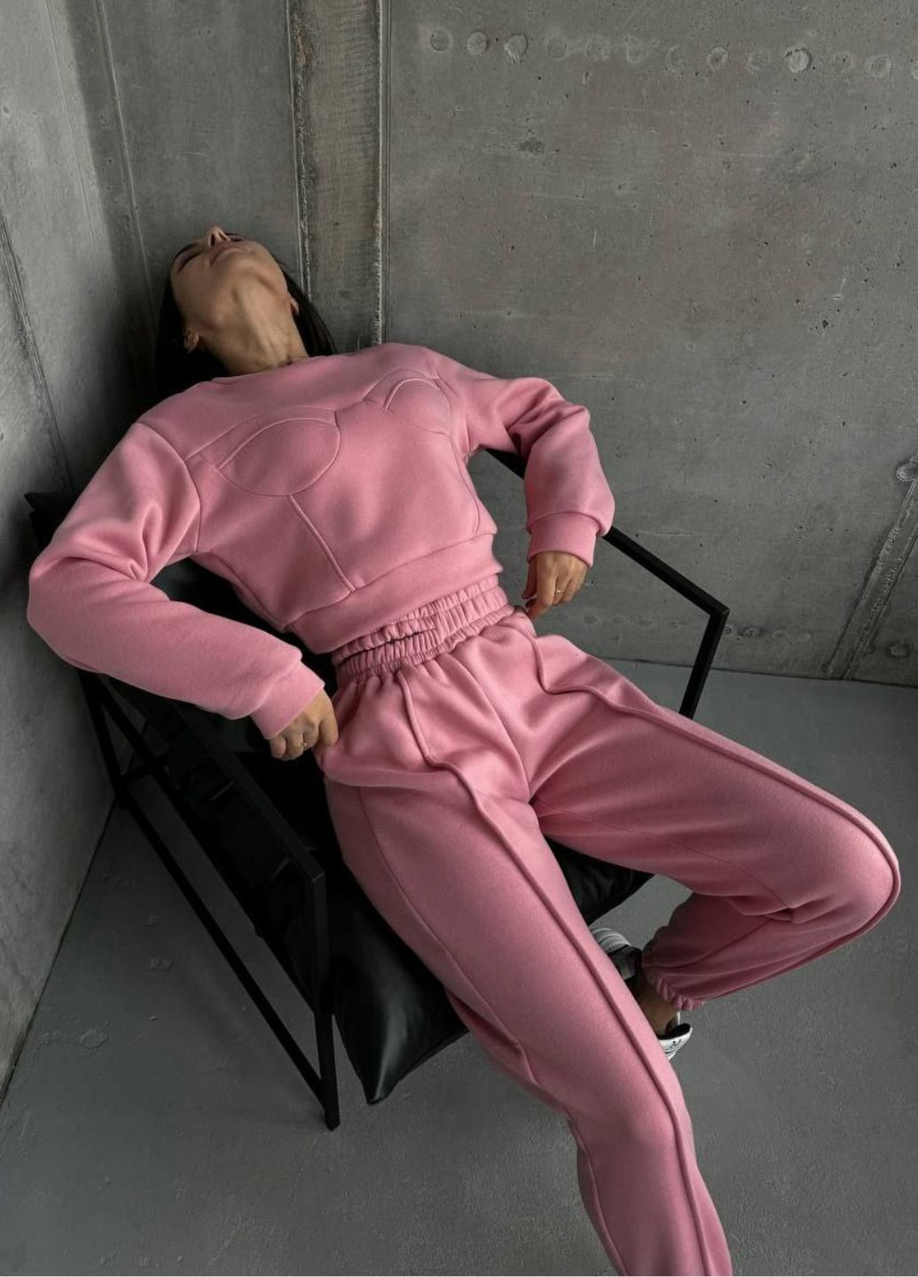 Повседневный базовый костюм двойка с декоративными швами: укороченная кофта + брюки Tik-Tak (341735699)