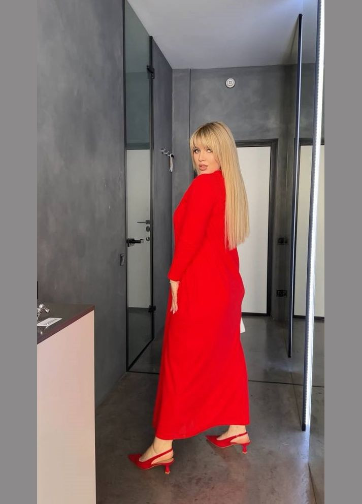 Красное женское макси платье цвет красный р.48/52 453407 New Trend