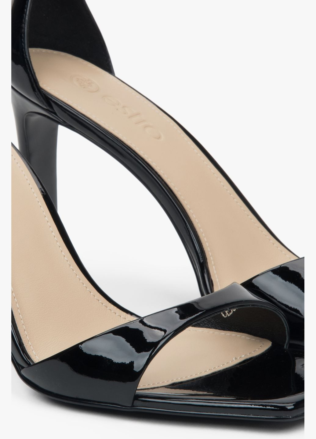 Черные босоножки, цвет черный Estro