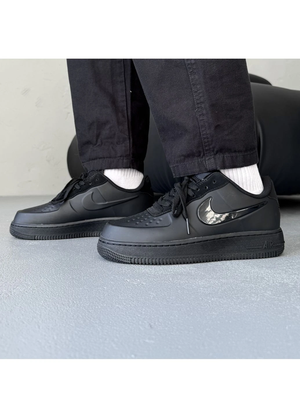 Чорні кросівки чоловічі nike air firce 1 low foamposite black | найк еір форс 1 фоампосіт чорні демісезон No Brand