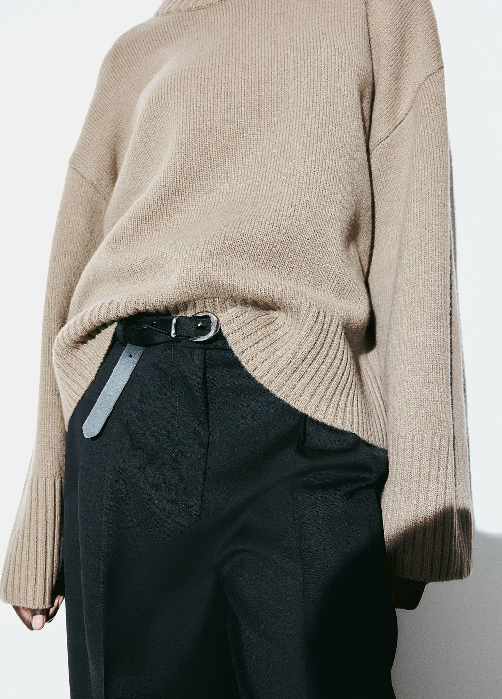 Темно-бежевий демісезонний светр H&M