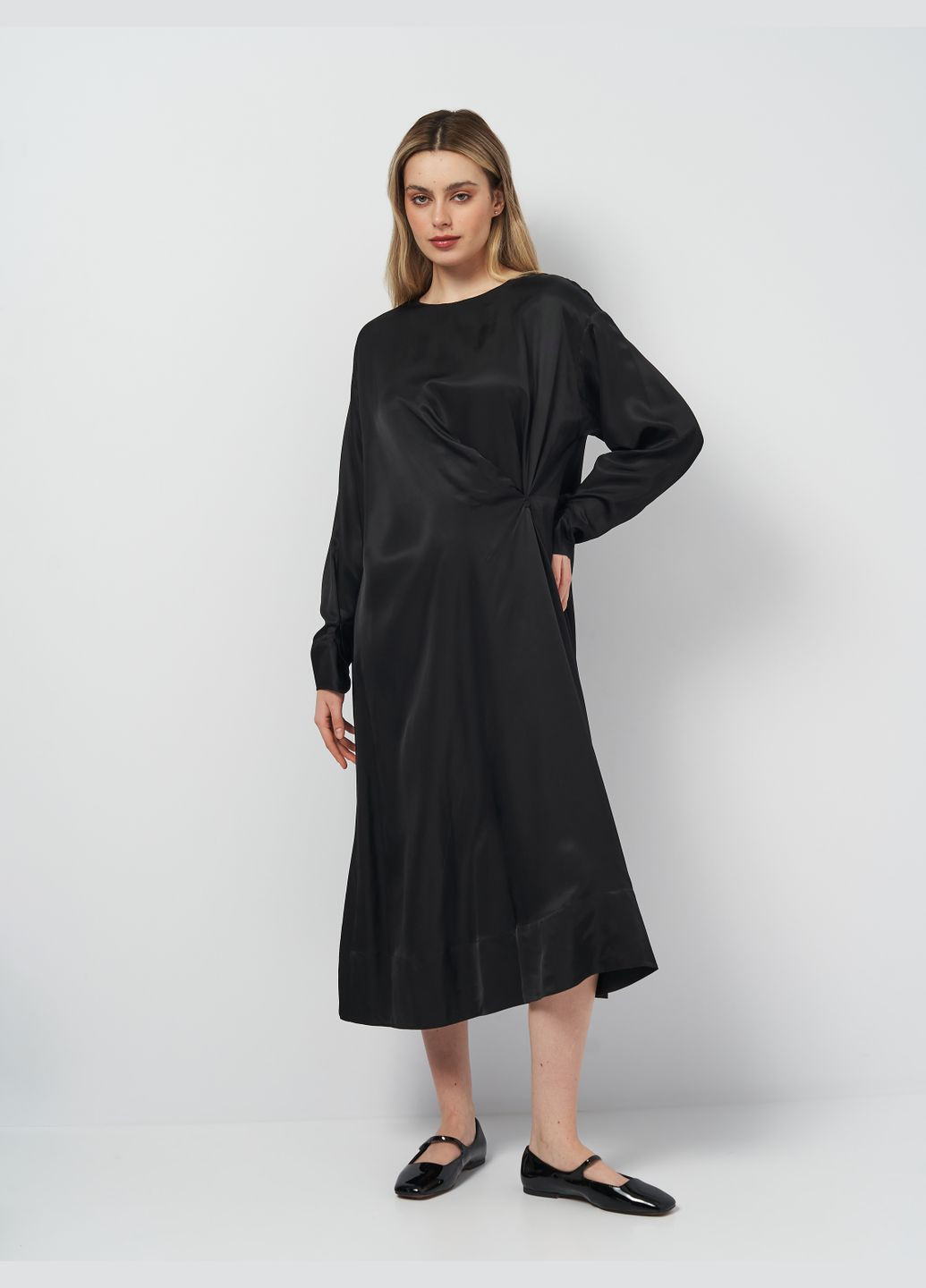 Чорна повсякденний плаття атласне H&M однотонна