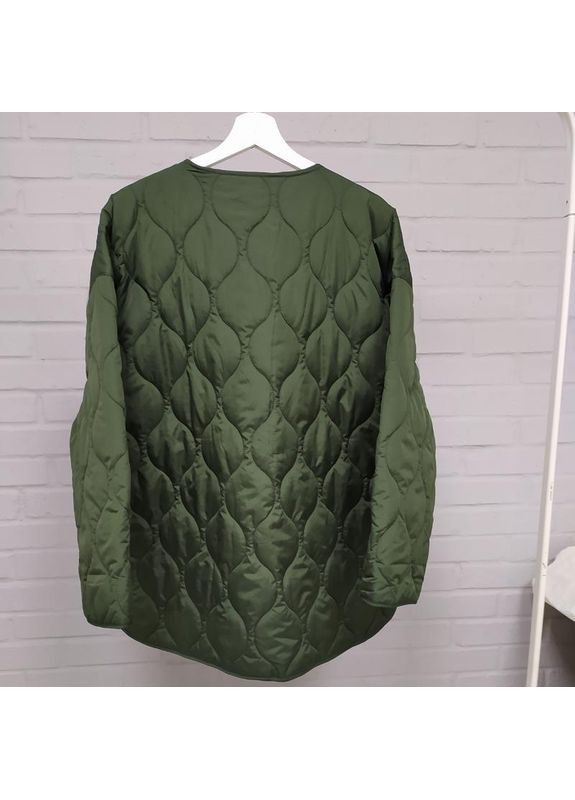 Темно-зеленая оверсайз стеганная куртка водоотталкивающая Zara