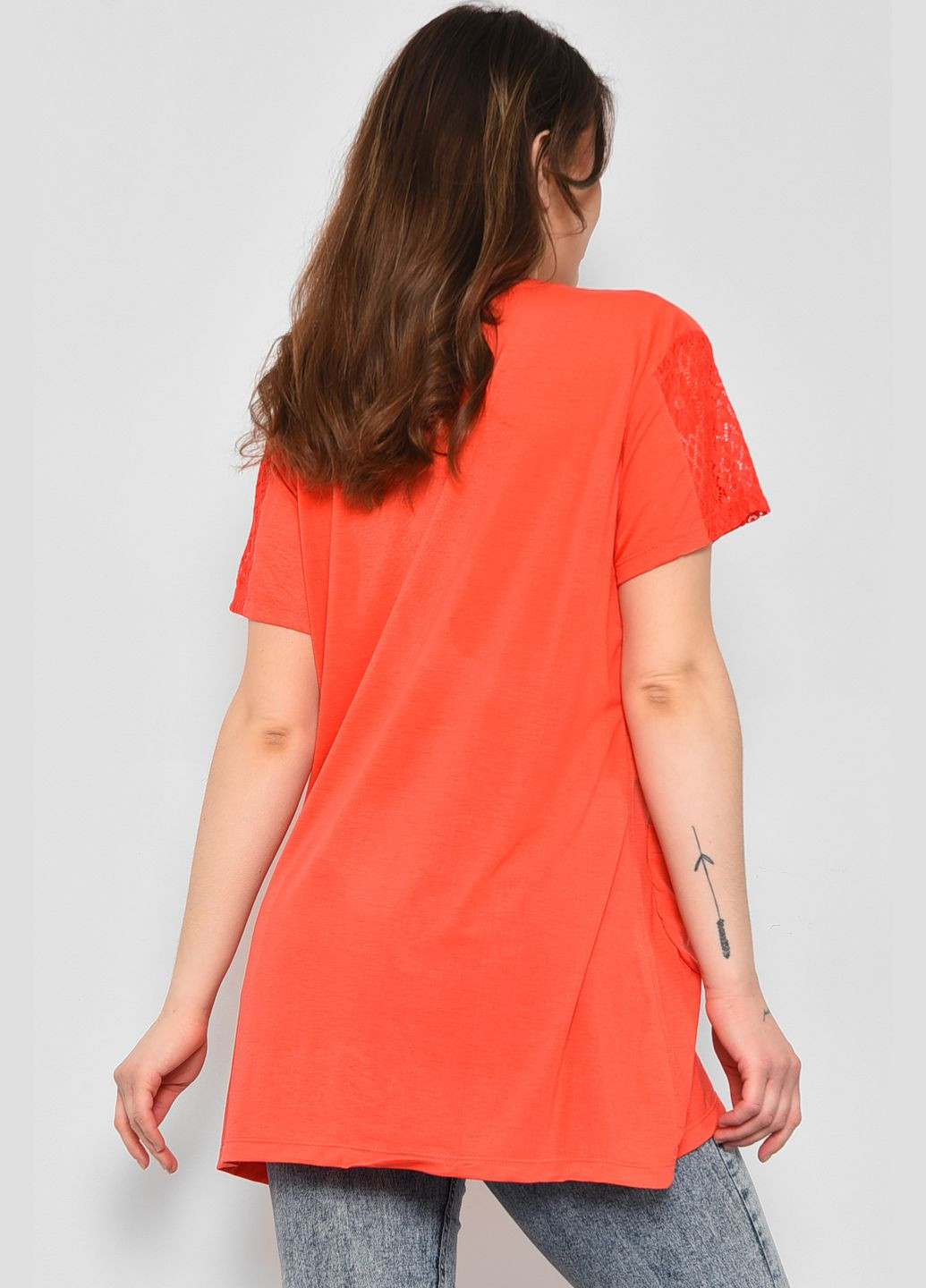 Коралловая летняя футболка женская батальная кораллового цвета Let's Shop