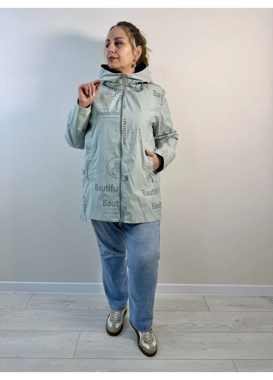Фісташкова демісезонна вітрівка на підкладці без утеплювача Giordano