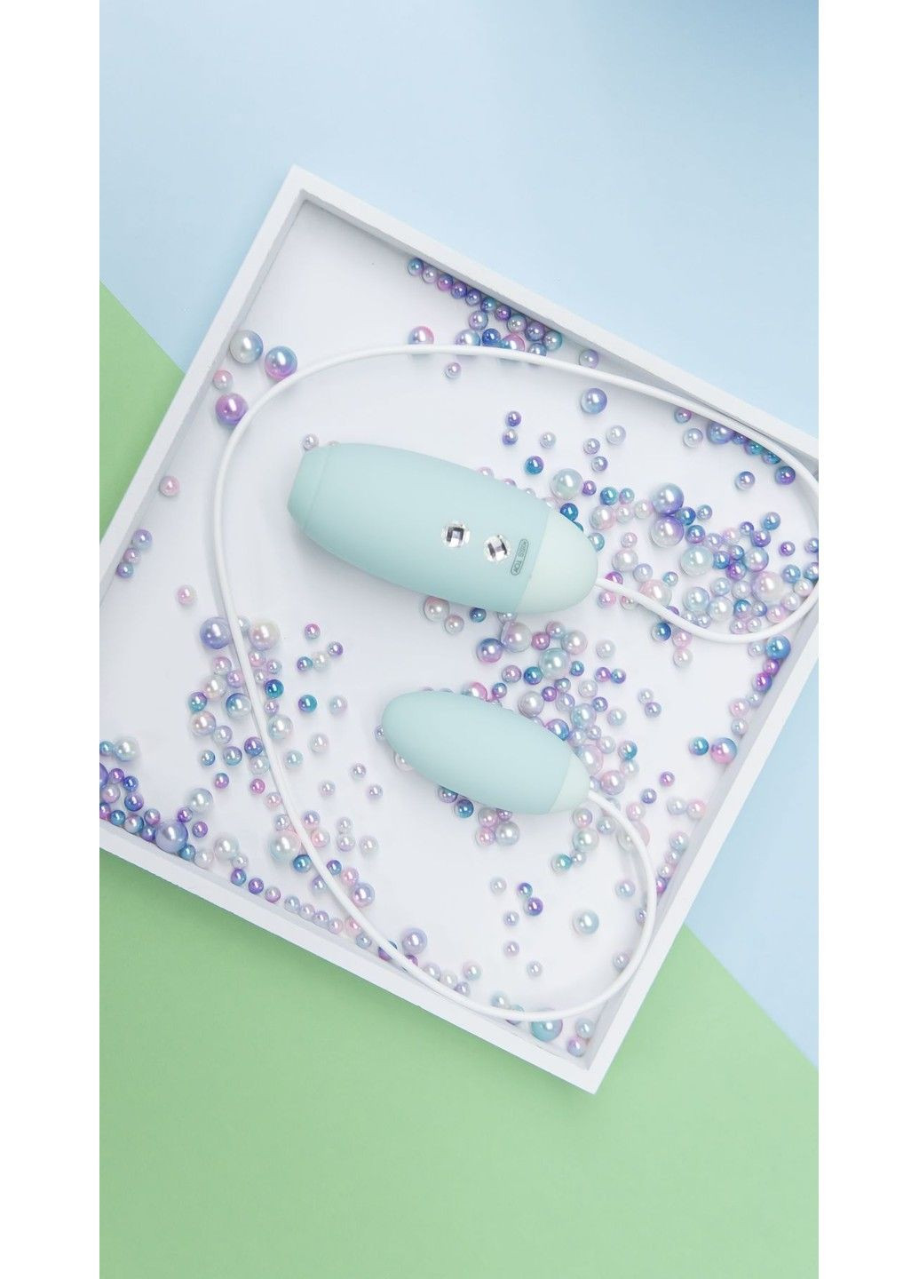 Вакуумный стимулятор с виброяйцом 2-в-1 Miss VV Cyan KisToy (316156219)