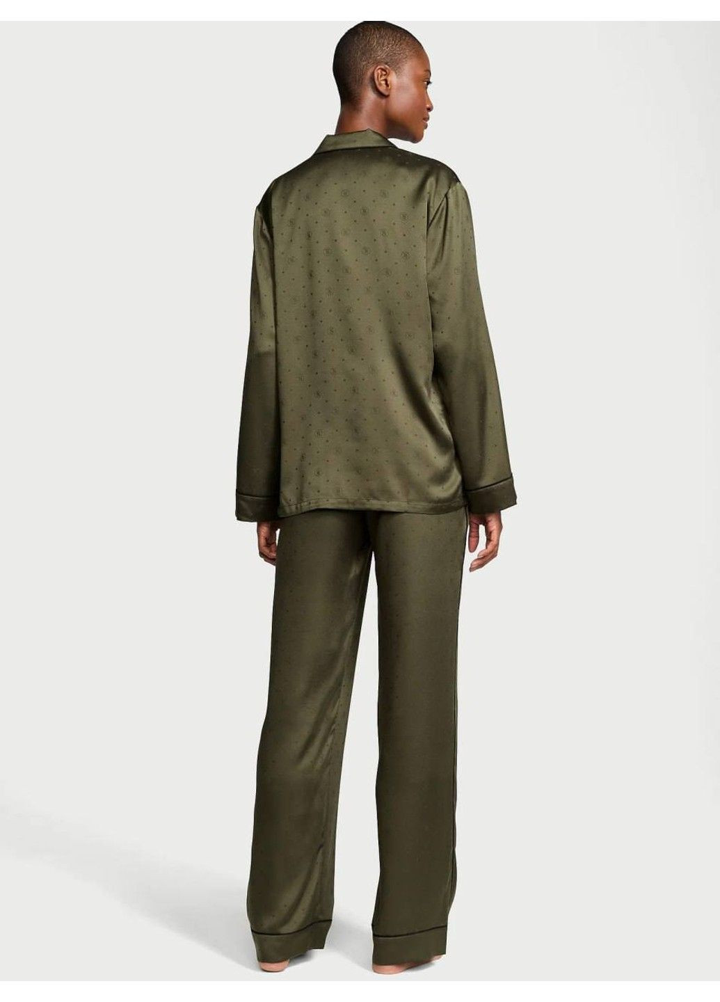 Зеленая всесезон пижама сатиновая satin dew drop heart long pajama set Victoria's Secret