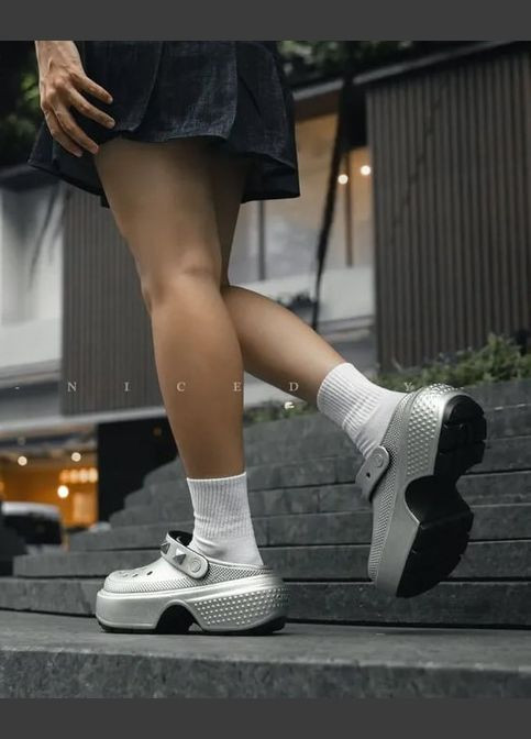 Серебряные stomp mettalic clog крокс клог стомп Crocs