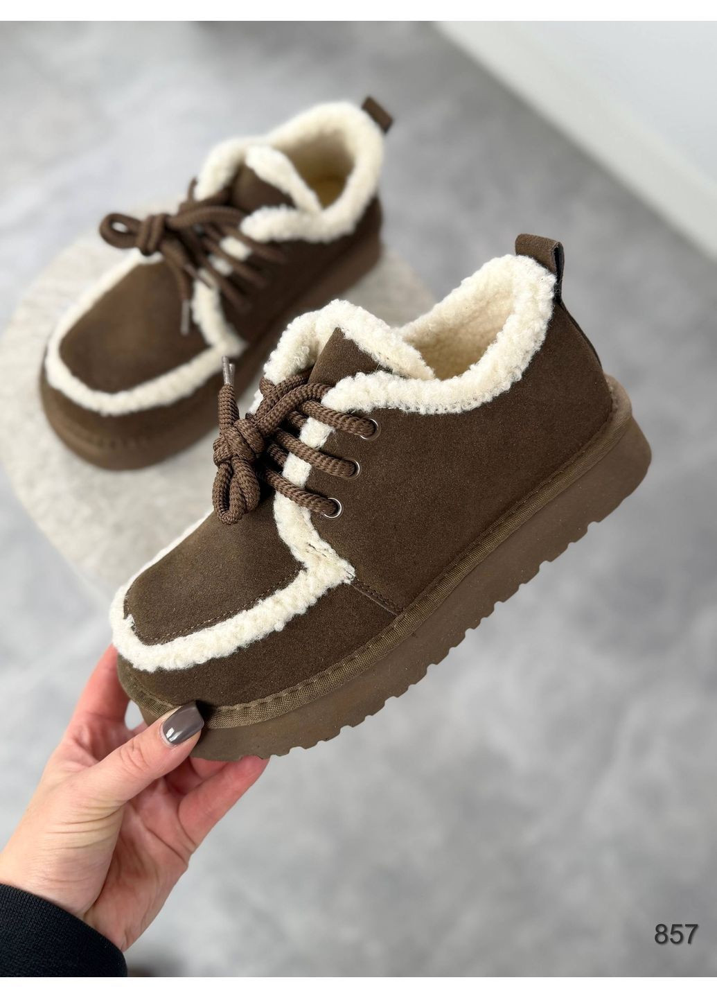 Зимние стильные женские ботинки No Brand без декора из натуральной замши