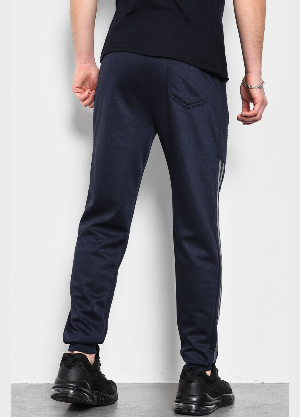 Спортивні штани чоловічі темно-синього кольору Let's Shop (278761197)