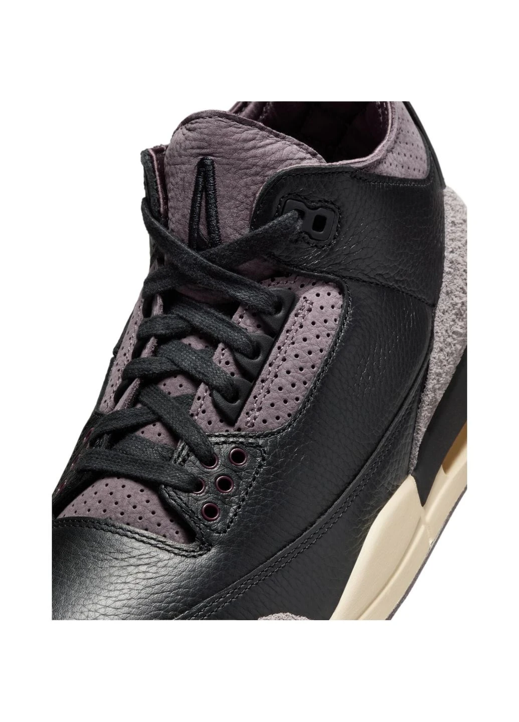 Кроссовки женские черно-серо-фиолетовые FZ4811-001 Nike AIR JORDAN 3 RETRO X A MA MANIÉRE чёрные (397081517)
