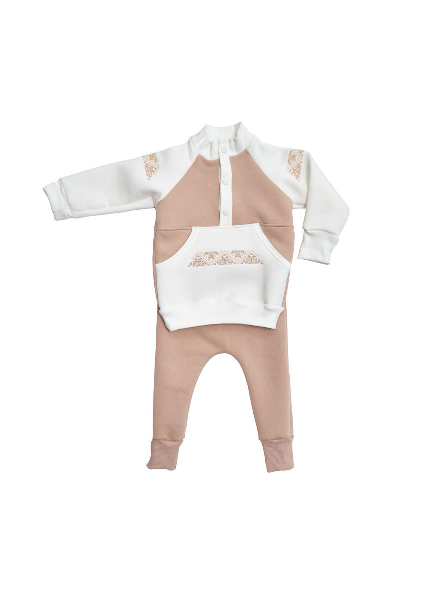 Бежевый костюм с вышивкой, трикотажный, утепленный, р.80, бежевый () Twins W-122-КТУ-80-02