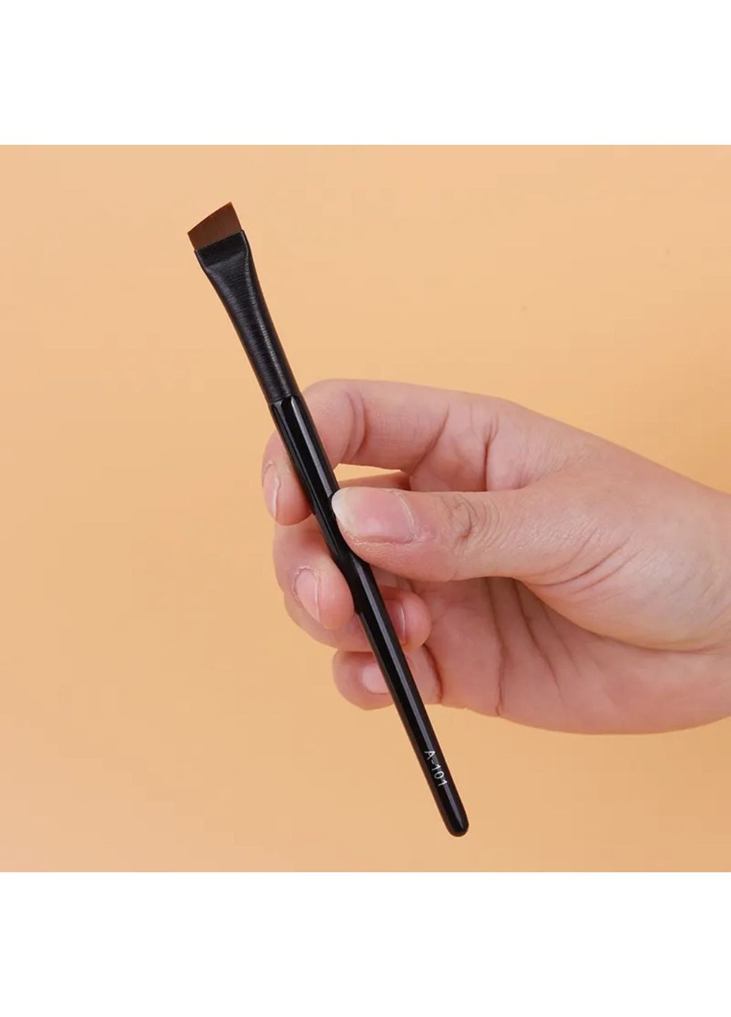 Кисточка для бровей скошенная широкая 101 No Brand (368497382)