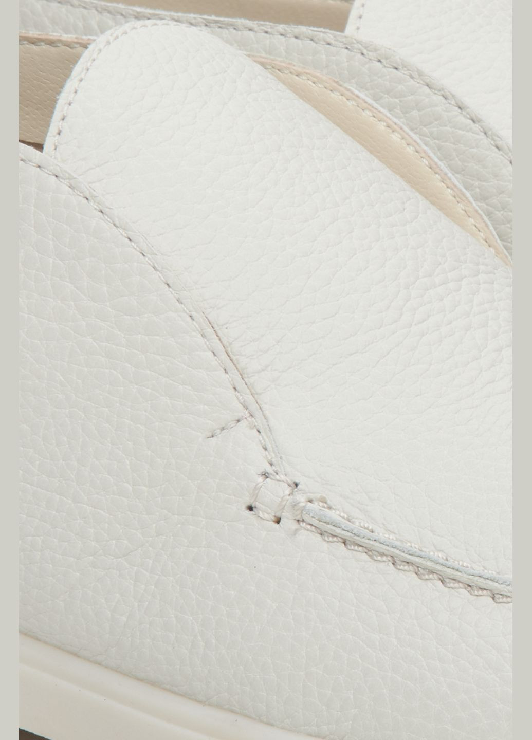 Estro Лофери, колір молочний світло-бежевий з, україна — демісезон (307354856)