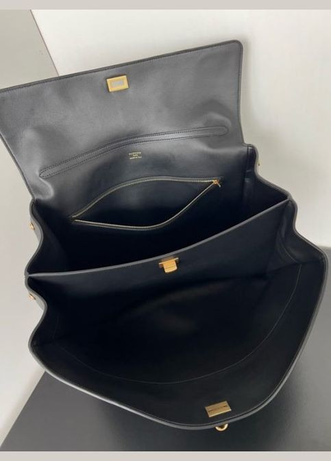Сумка Balenciaga Rodeo Medium Handbag Gold Buckle Чорний No Brand (322264945)