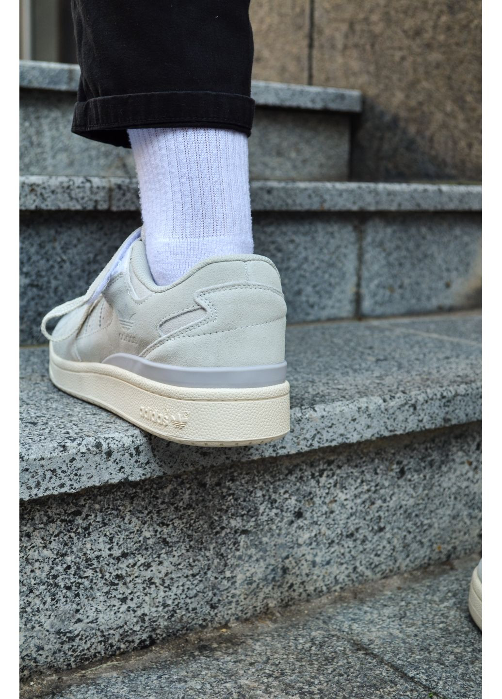 Сірі Осінні кросівки чоловічі adidas forum low grey адідас форум No Brand