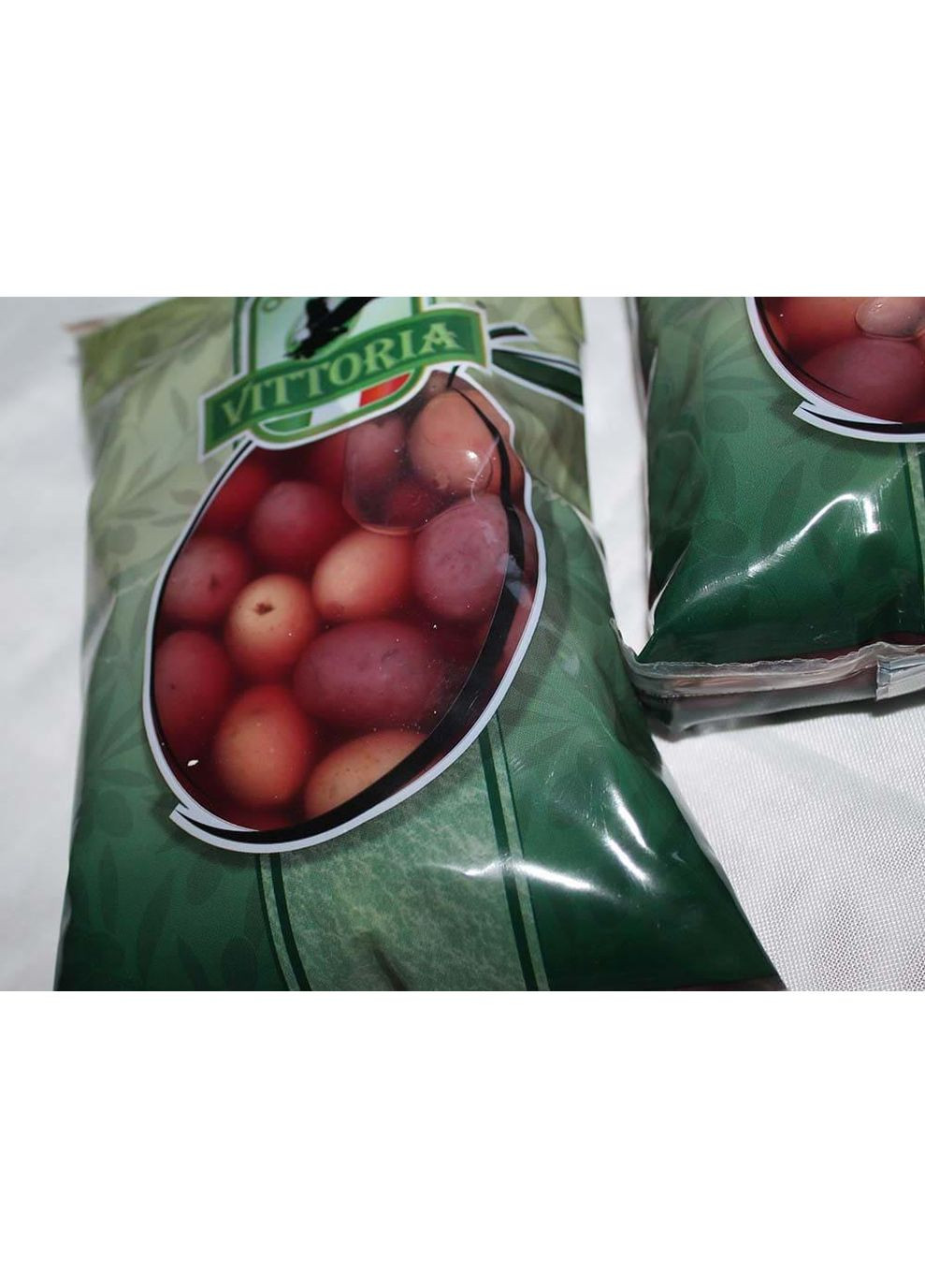 Оливки с косточкой Нере Nere, Италия (850 г) Vittoria (363555505)