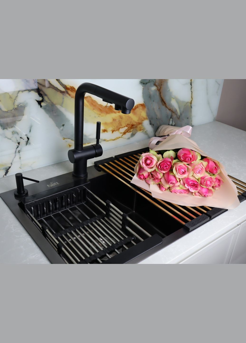 Смеситель для кухни с выдвижным изливом FBL-34 Nett (336939089)