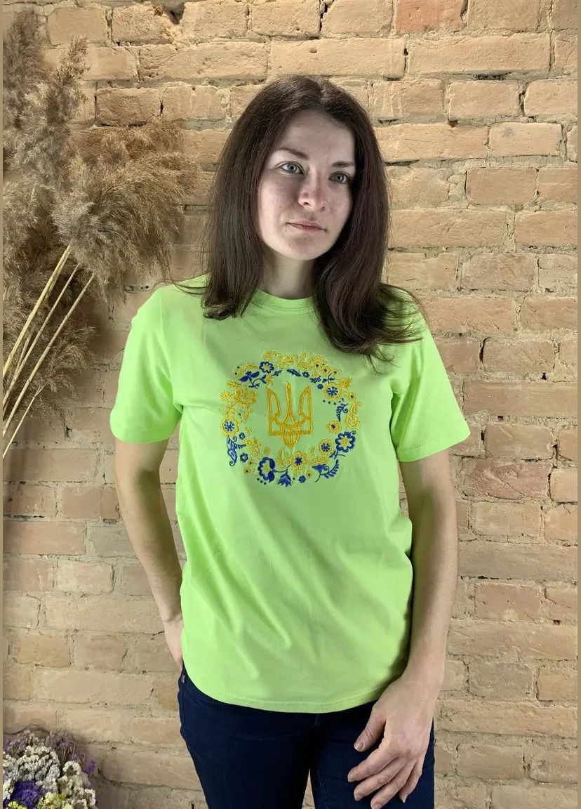 Салатова жіноча вишита футболка вишиванка з гербом в віночку салатова НоКо візерунок орнамент вільна, пряма бавовна, еластан (313654510)
