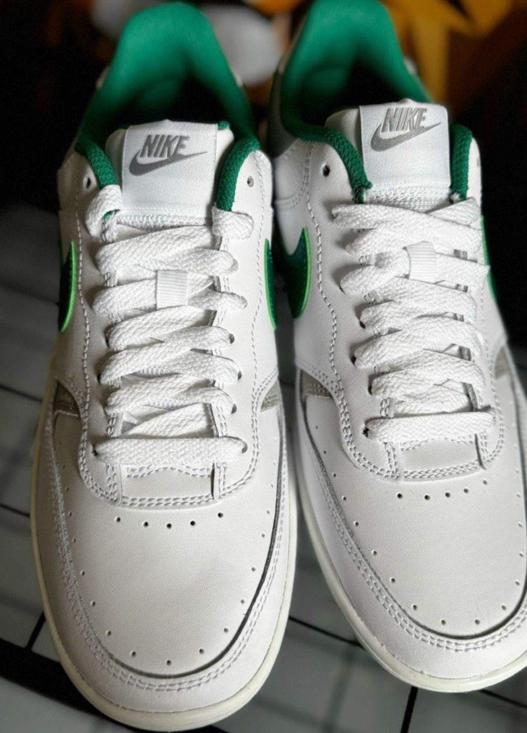 Белые всесезонные кроссовки Nike Gamma Force