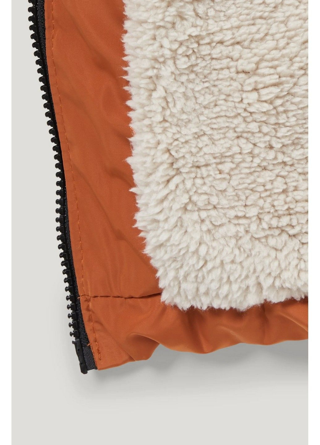 Коричневая зимняя куртка C&A