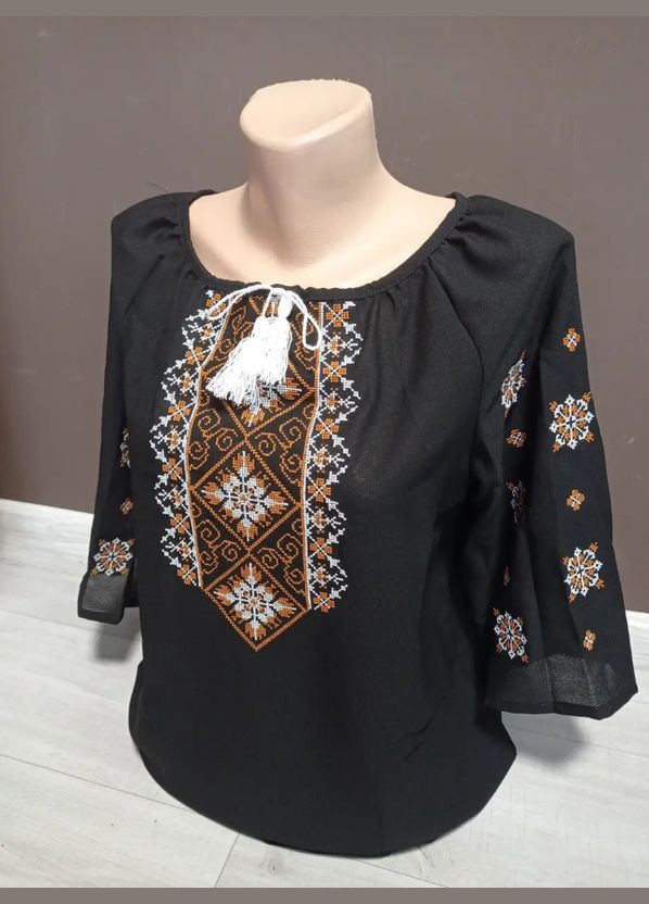 Чёрная женская блузка с вышивкой и рукавом 3/4 брюнетка украинатд 44-64 размеры узор украинская символика шифон (312277733)