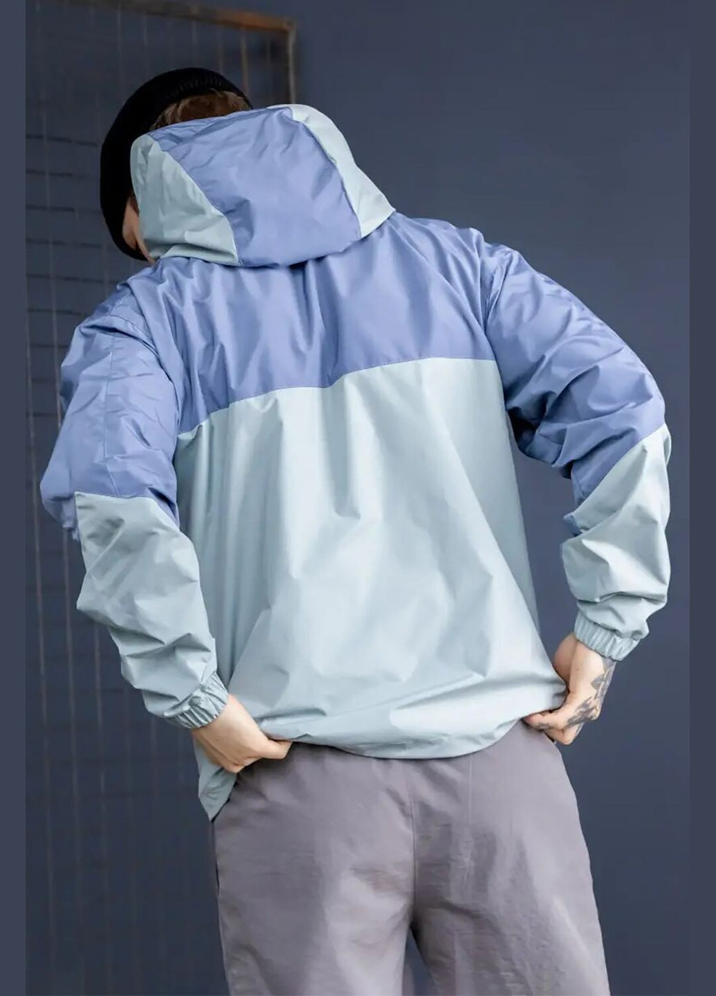 Синя демісезонна вітровка Reload