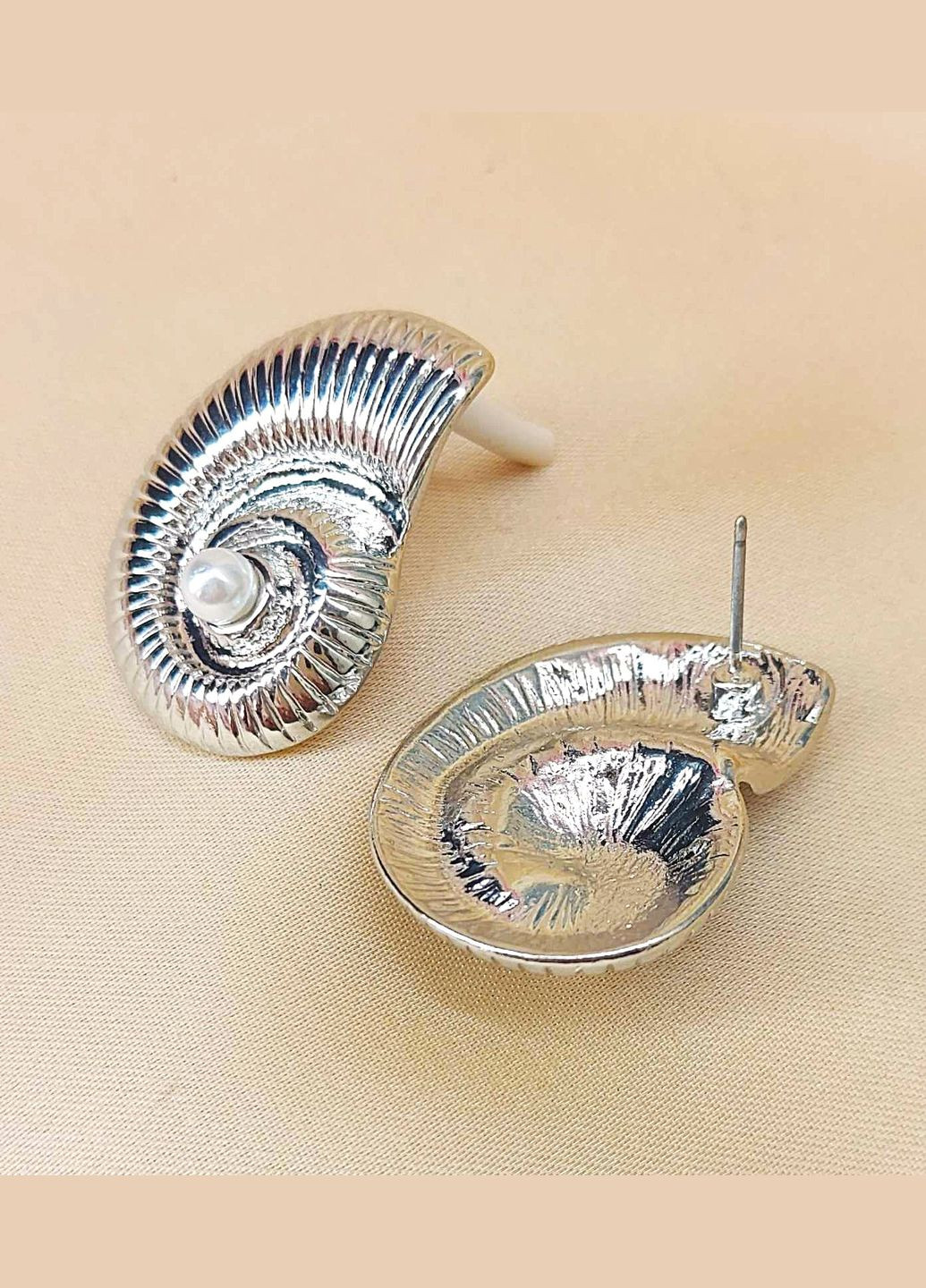 Сережки бижутерия Равлик серебряный No Brand (332181001)