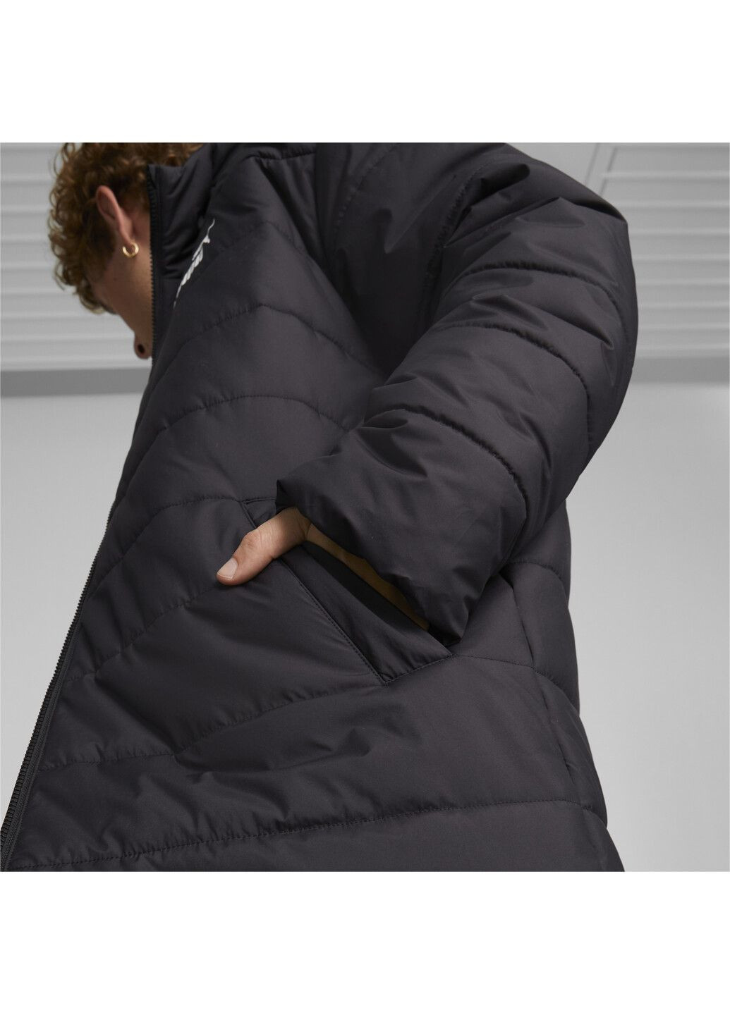 Чорна демісезонна пальто essentials+ padded coat men Puma