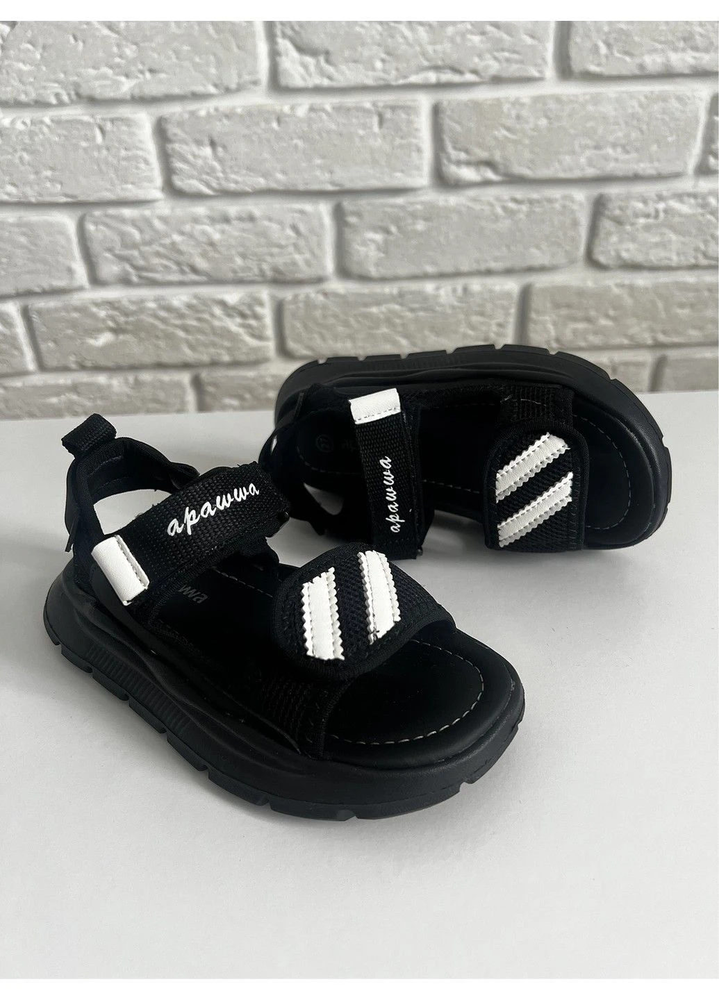 Дитячі сандалі для хлопчика чорні No Brand (394840889)
