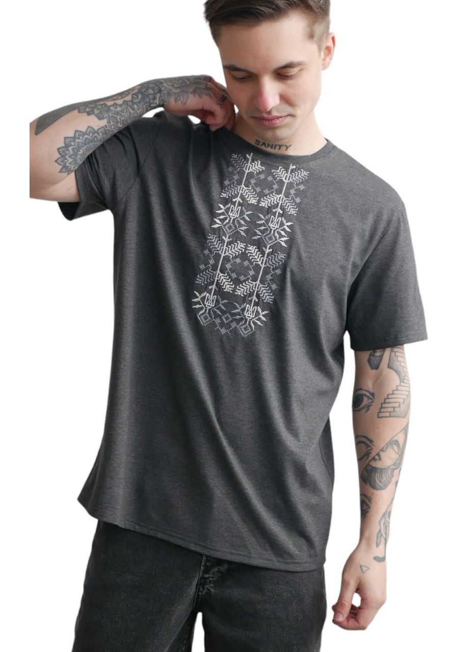 Сіра футболка love self кулір антрацит вишивка соняшник р. 3xl (54) з коротким рукавом 4PROFI