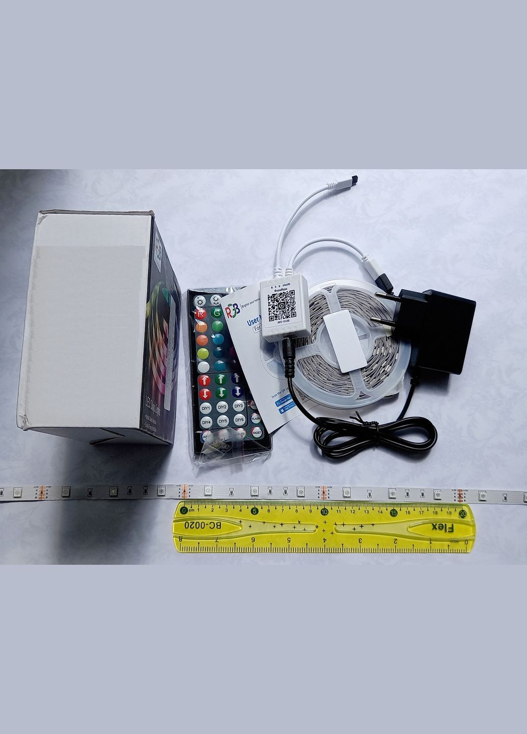 Bluetooth Світлодіодна стрічка 5 метрів 150 світлодіодів No Brand (334302330)