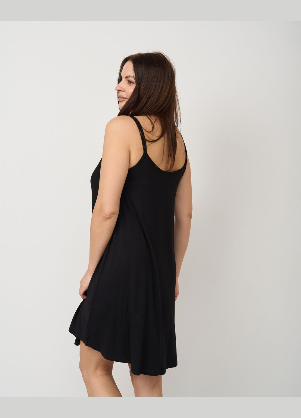 Нічна сорочка жіноча з мереживом віскоза однотонна батал розмір 2XL, 3XL, 4XL, 5XL Nicoletta (346275879)