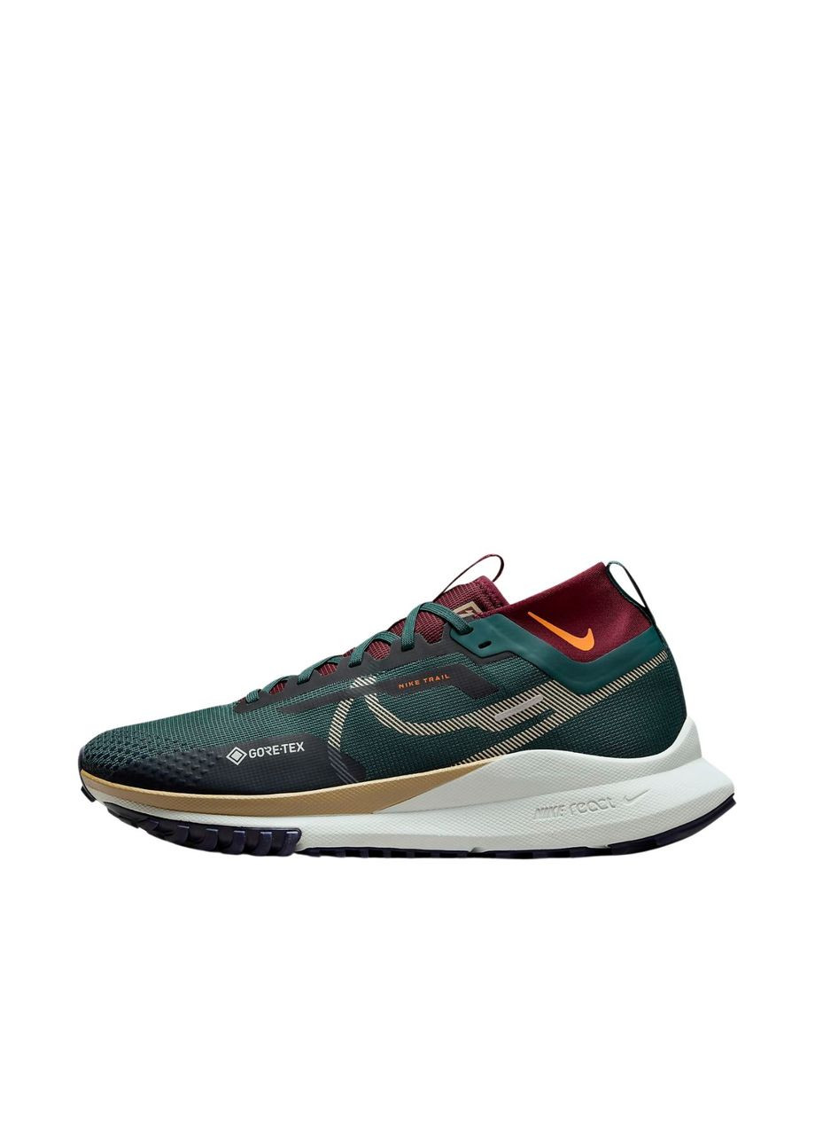 Зелені Осінні кросівки react pegasus trail 4 gtx dj7926-302 Nike