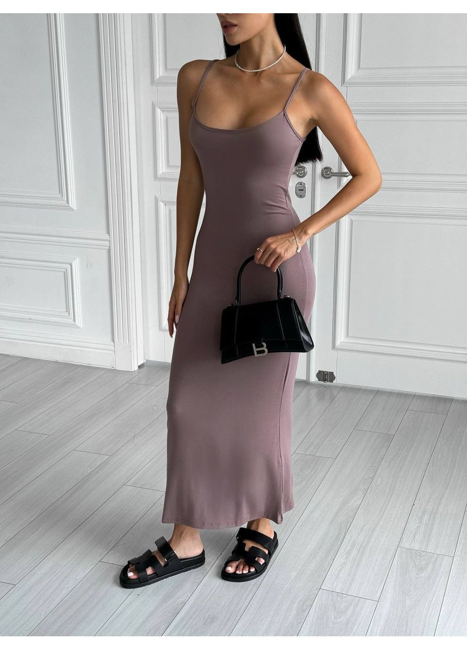 Коричневое вечернее облегающее женское платье макси на тонких бретелях с открытой спиной, с открытыми плечами Україна однотонное