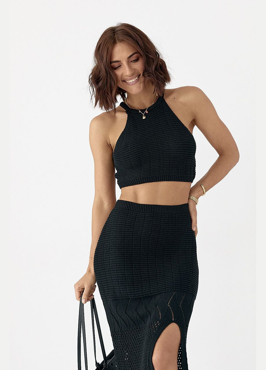 Літній в'язаний костюм зі спідницею та кроп-топом - молочний колір Lurex (340917777)