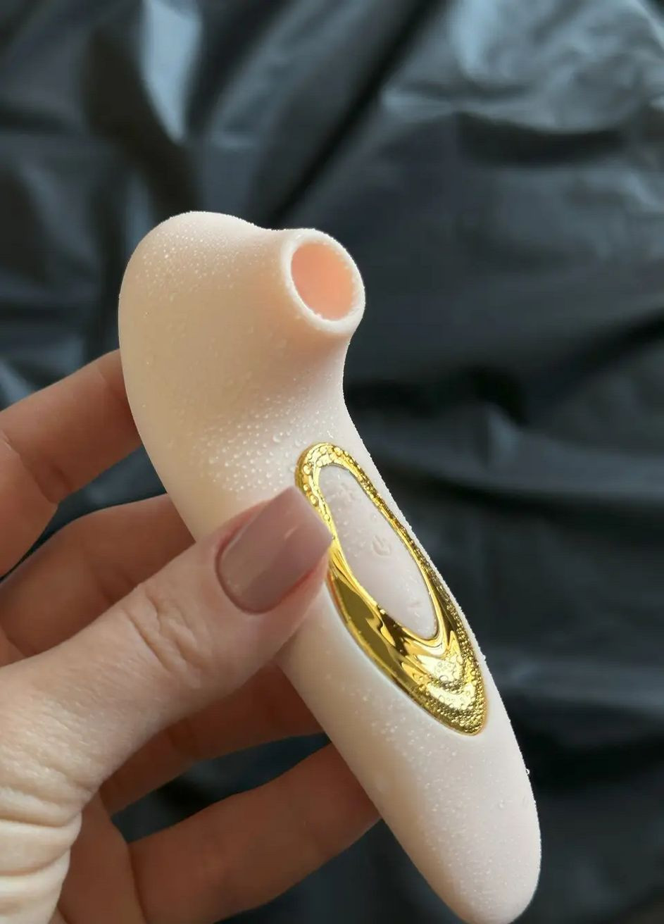 Женский вакуумный стимулятор для клитора черный No Brand (316554566)