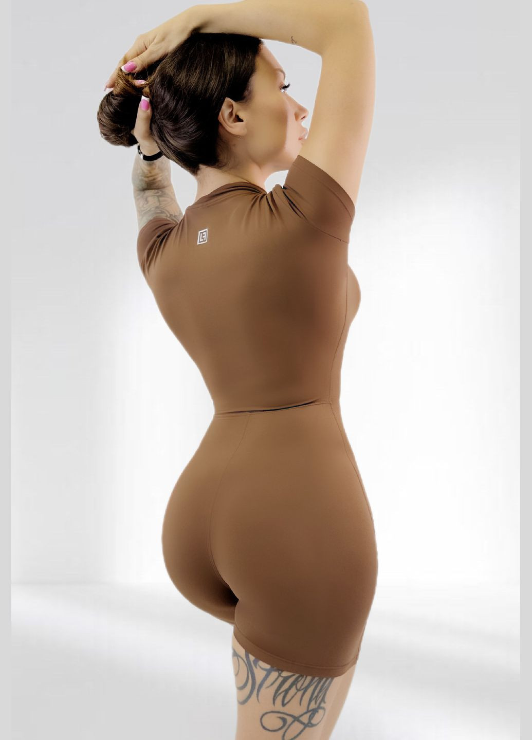 Спортивный комбинезон женский для гимнастики йоги фитнеса LILAFIT комбинезон-шорты коричневый спортивный нейлон