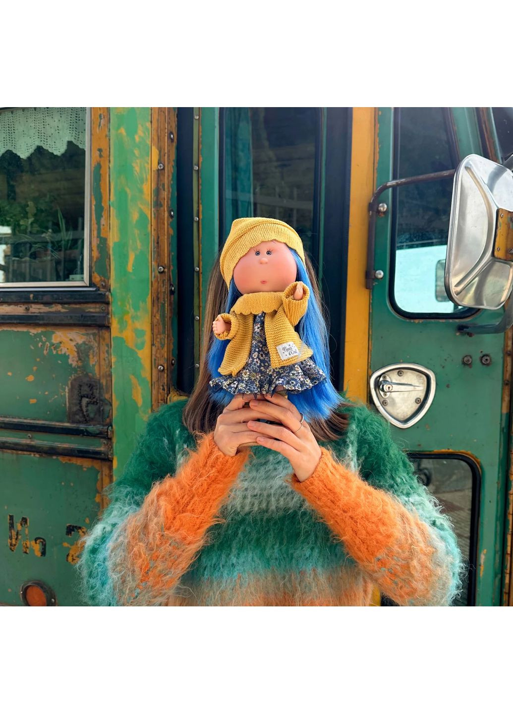 Кукла Миа Испанская Винилова с Синими Волосами 30 см для девочки коллекционная игрушка Nines D'Onil (370602843)