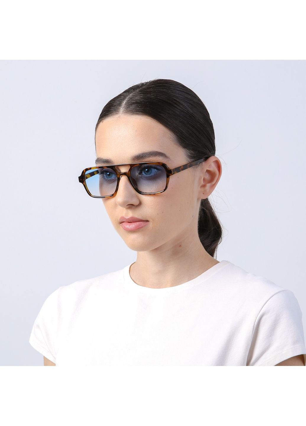 Сонцезахисні окуляри з поляризацією Фешн жіночі LuckyLOOK 746-732 (345557099)