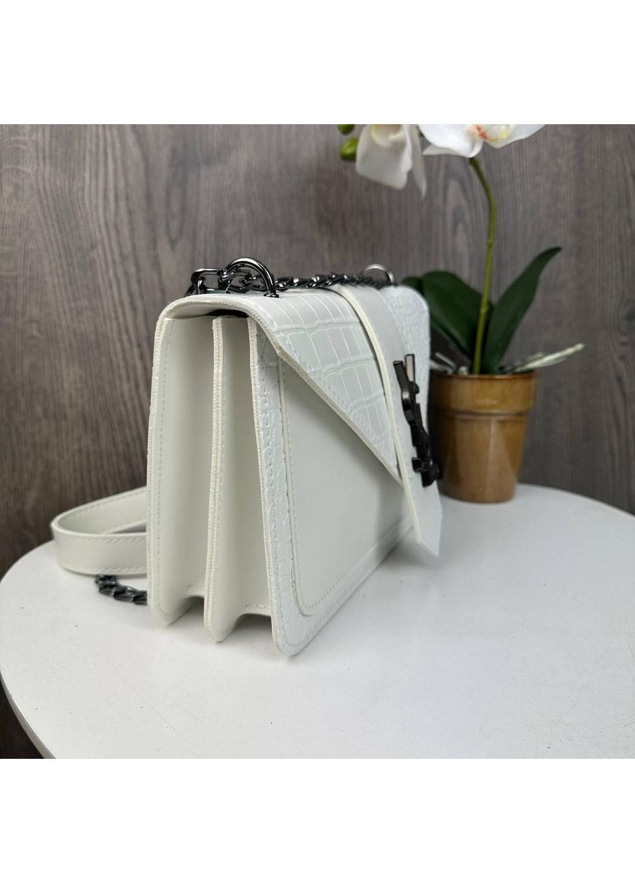 Жіноча сумочка клатч під рептилію екошкіра біла на ланцюжку ProDobro (363260066)