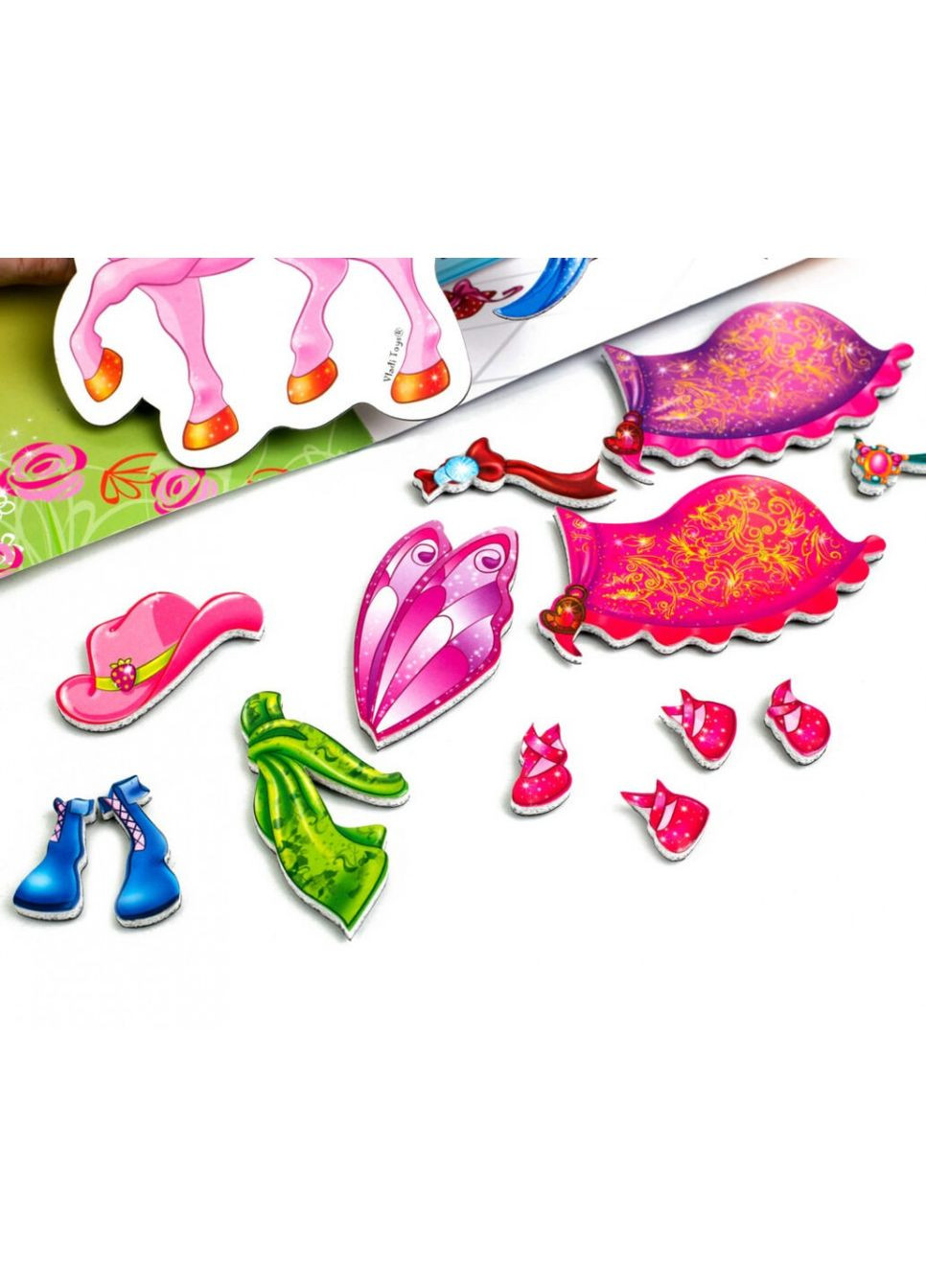 Магнитная одевалка «Единорог» VT320427 (укр) Vladi toys (301790495)