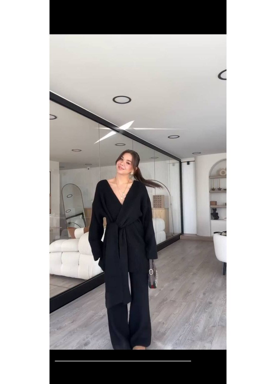 Жіночий в'язаний костюм Adelante (366294113)