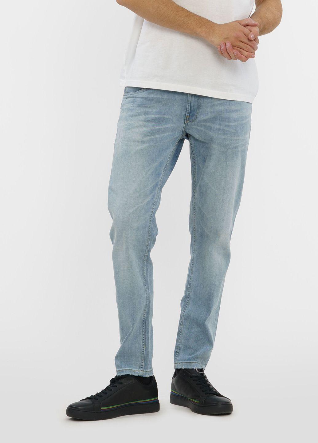 Голубые летние джинсы Markup