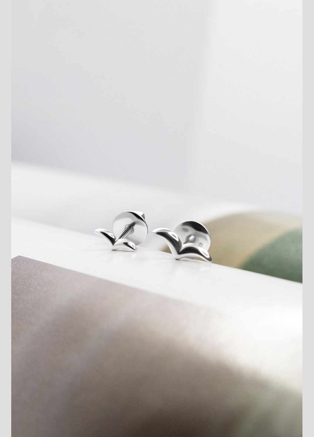 Серебряные серьги-гвоздики (4874) IRIJ (331016853)