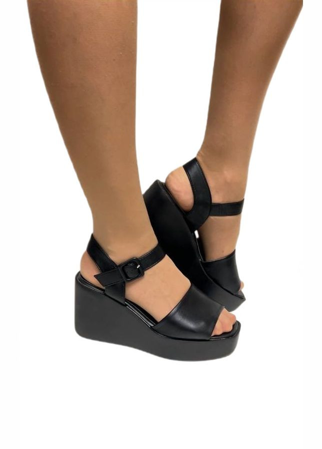 Жіночі босоніжки L&M на танкетці еко шкіра (326416646)