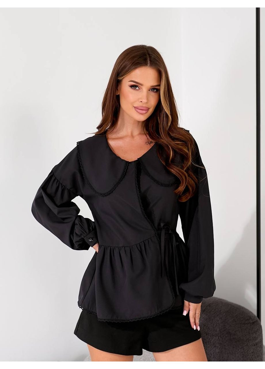 Чорна жіноча блузка з відкладним коміром-бантом та об'ємними рукавами MonCher
