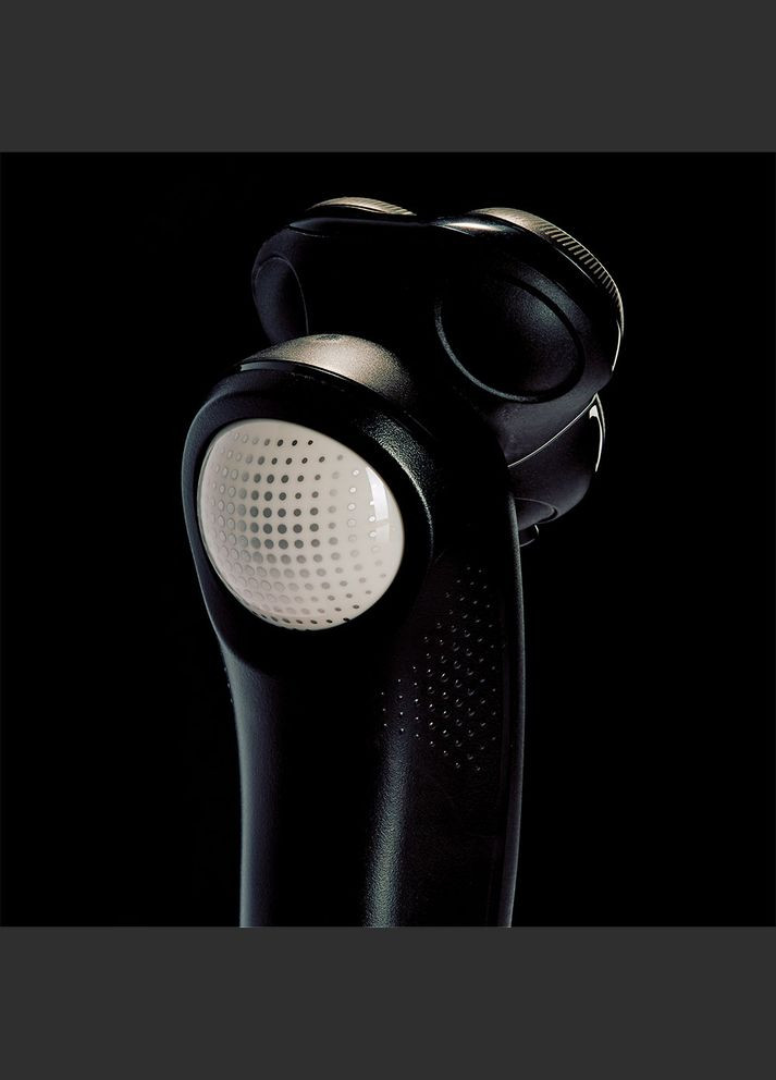 Бритва електр. роторна X5 Limitless X, бритв.головок-3, від мережі, сух.+волог., тример, водонепрон., швид. зарядка, чорний Remington (314833146)